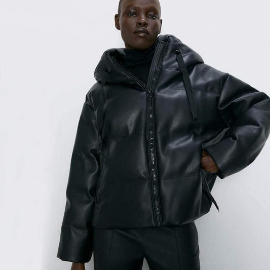 Stylish faux leather women's coat with an elegant zipper - beandbuy